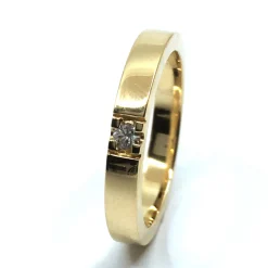 14 KT. ALLIANCE RING GULD MED BRILLANT 1X0,05 CT. W/SI