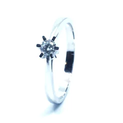14 KT. HVIDGULD CARLA RING MED BRILLANT 0,15 CT. W/SI