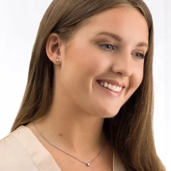 BLOMDAHL ØRERINGE MEDINSK TITAN MED KRYSTALLER - 15-1401-01