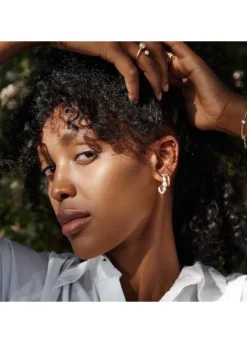 BYBIEHL AURA PEARL HOOPS - 4-033WP-GP