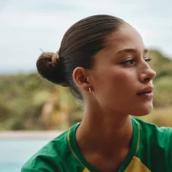 CAMILLE BRINCH HUGGED ESSENTIA SØLV ØRERINGE - HEE