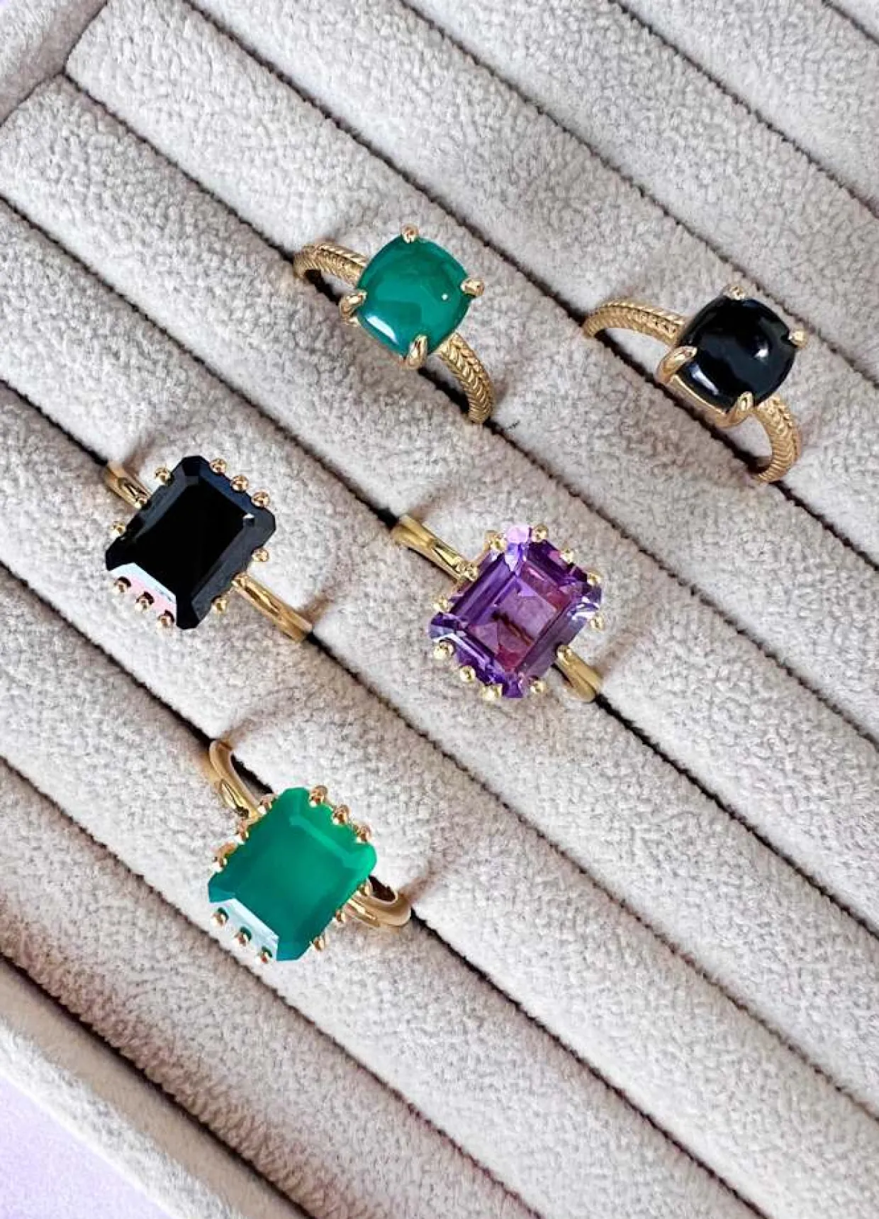 CARRÈ MIDTNIGHT SØLV FORGYLDD RING MED SORT ONYX - FR 4488 BA