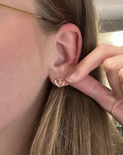 CHRISTOFFERSEN JEWELLERY HJERTE ØRESTIKKER 14 KARAT GULD MED 0,024 CARAT BRILLANTER – 3000864