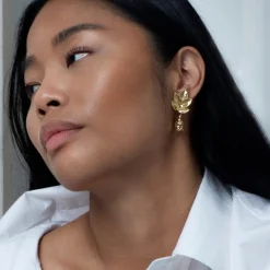 FLORA DANICA ROSENBLAD ØRERINGE I FORGYLDT SØLV MED AFTAGELIGE ROSER OG DIAMANTER - ROS-EAPEN-G