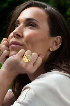 FLORA DANICA STATEMENT RING FIRKLØVER PAVÉ FORGYLDT SØLV - FLC-STRI-G-PAVE