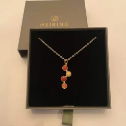 HEIRING HORIZON VEDHÆNG MED MIX RØD I FORGYLDT SØLV - 53-6-31FG-2