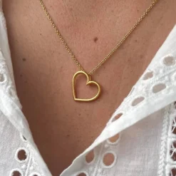 HEIRING VEDHÆNG HJERTE I FORGYLDT SØLV MED BANKET OVERFLADE - 53-6-02FG