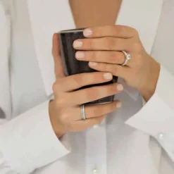 JOANLI NOR ADINANOR RING SØLV EN RÆKKE MED ZIRKONIA - 104504009