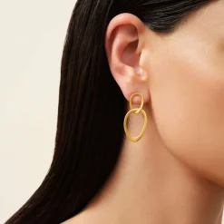 JULIE SANDLAU AVA ØRERINGE FORGYLDT SØLV - ST248GD