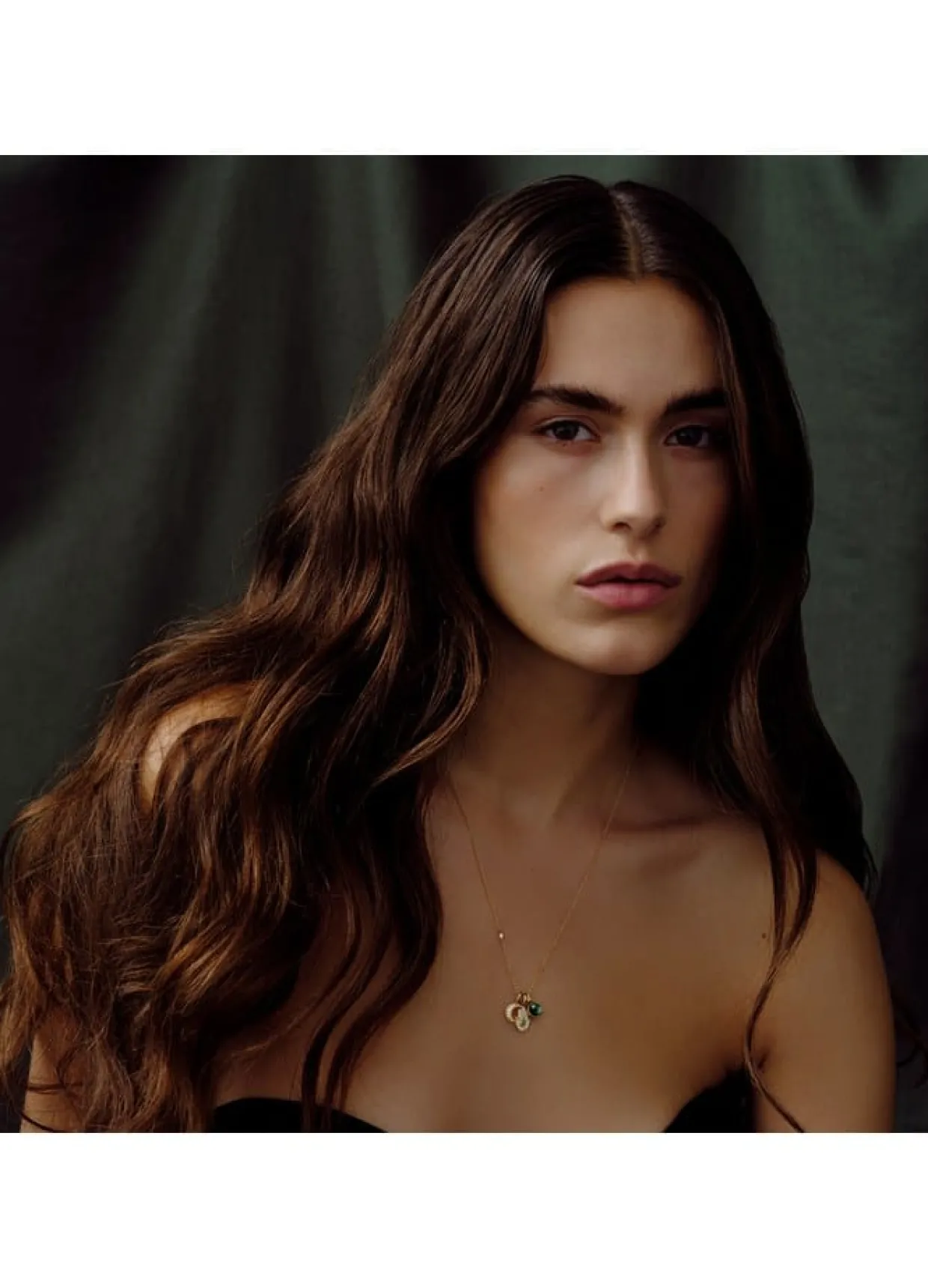 JULIE SANDLAU HAMSA PROTECTION VEDHÆNG FORGYLDT SØLV - PD128GDGRTMCZ