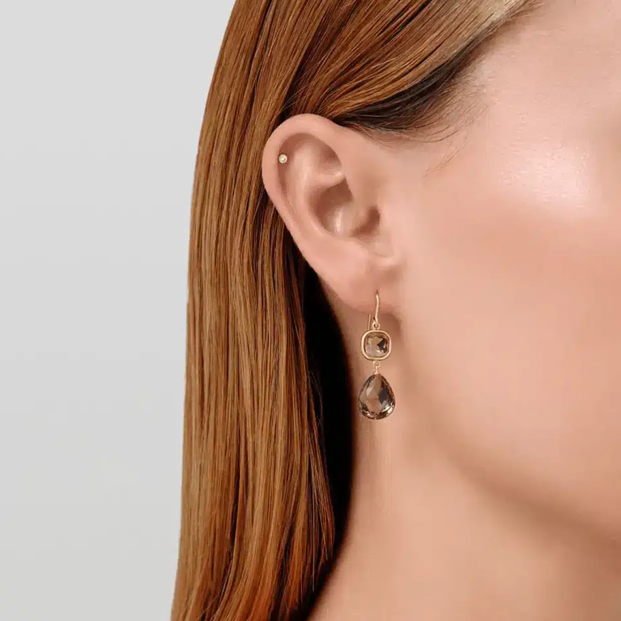 JULIE SANDLAU ØRERINGE I SØLV FORGYLDT - HKS728GDSMCR