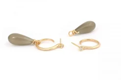 PER BOERUP OPHELIA VEDHÆNG 14 KARAT GULD DRÅBE MED MÅNESTEN - 1121V