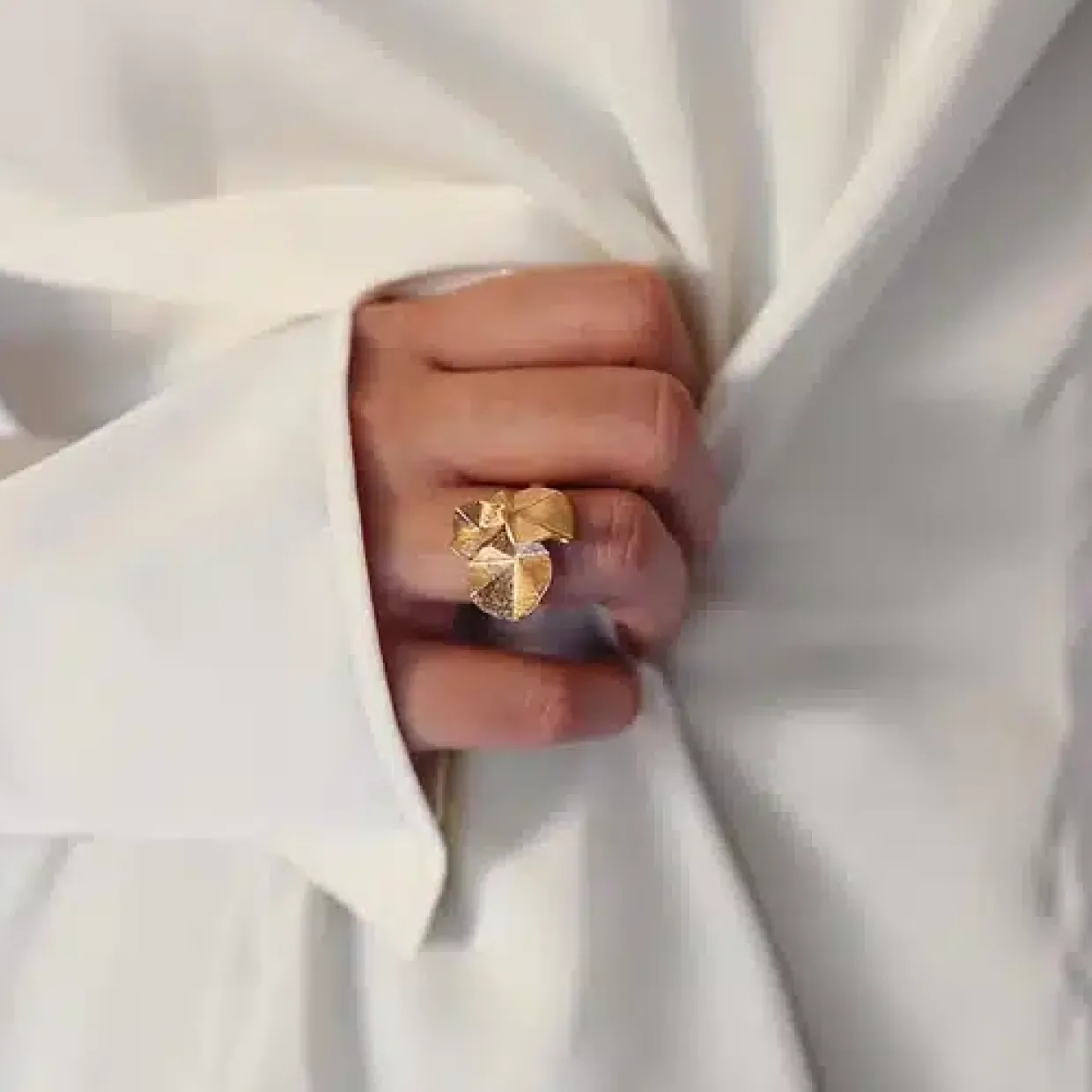 PER BORUP LILY LUMINA 14 KARAT GULD RING - 1099R