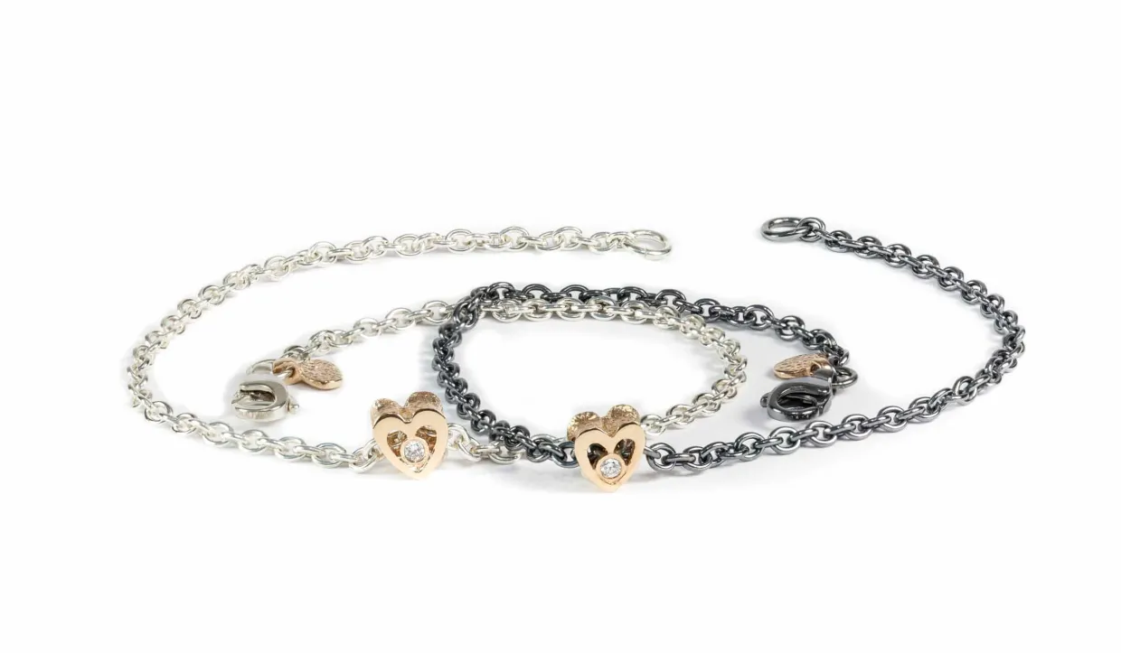 PER BORUP OPEN YOUR HEART ARMBÅND SØLV MED 14 KARAT GULD HJERTE - 942AS