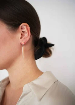 PER BORUP VIOLINA 14 KARAT GULD ØRERINGE MED GRÅ MÅNESTEN - 1089Ø