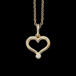 SCROUPLES HALSKÆDE 8 KARAT GULD HJERTE MED ZIRKONIA - 211793