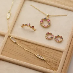 SCROUPLES ØRERING SØLV FORGYLDT MED FARVEDE ZIRKONIA - 163032