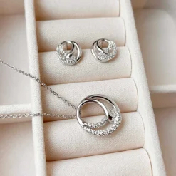 SCROUPLES SØLV ØRERINGE MED STENE - 164372