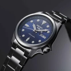 SEIKO 5 SPORT BLÅ SKIVE AUTOMATIK - SRPE53K1