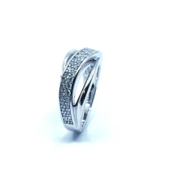 SØLV RING RHODINRET MED SYNTETISKE ZIRKONIA