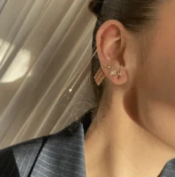 STINE A DANGLING PETIT COIN ØRERING SØLV FORGYLDT - 1126-02-S-Pearl