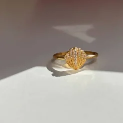 STINE A VINTAGE SHELL RING FORGYLDT SØLV MED STENE - 4051-02