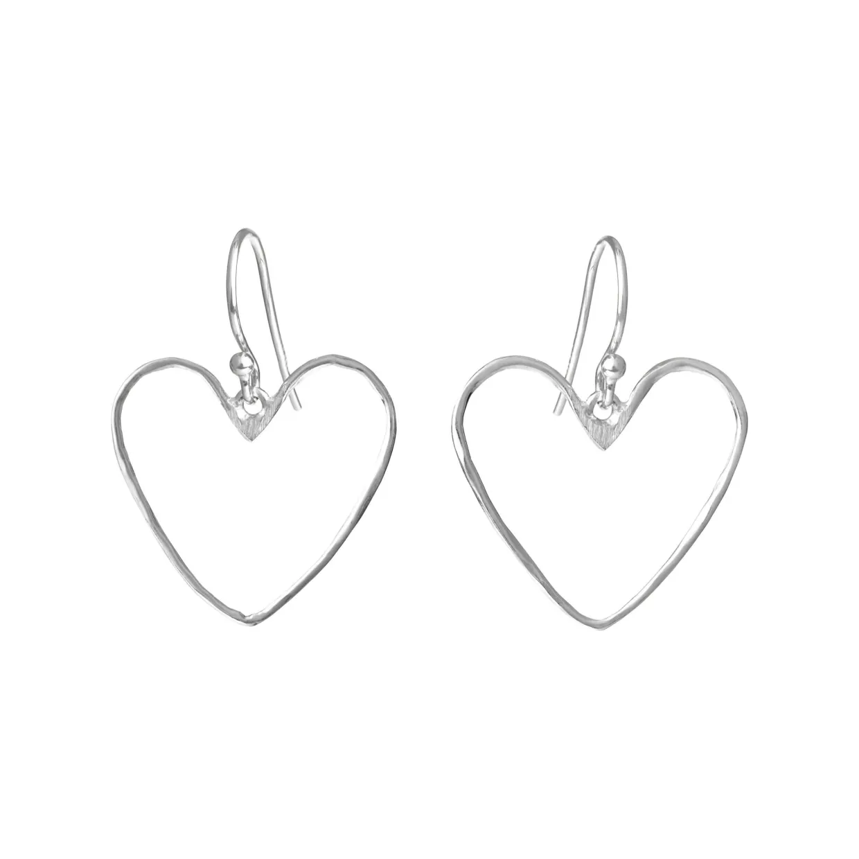 SUSANNE FRIIS BJØRNER I SØLV ØRERINGE MED HJERTE HAMRET 20MM - 5703-1-20