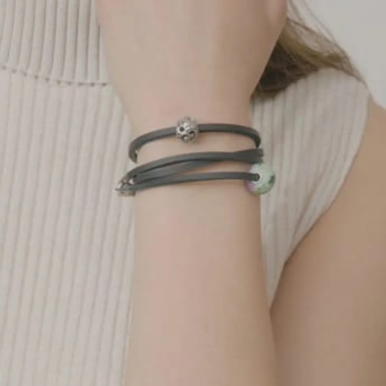 TROLLBEADS SORT LÆDER ARMBÅND 41CM - TLEBR-00002